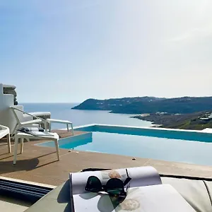 κάντε κράτηση εδώ