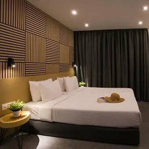 2* Bed and Breakfast White Luxury