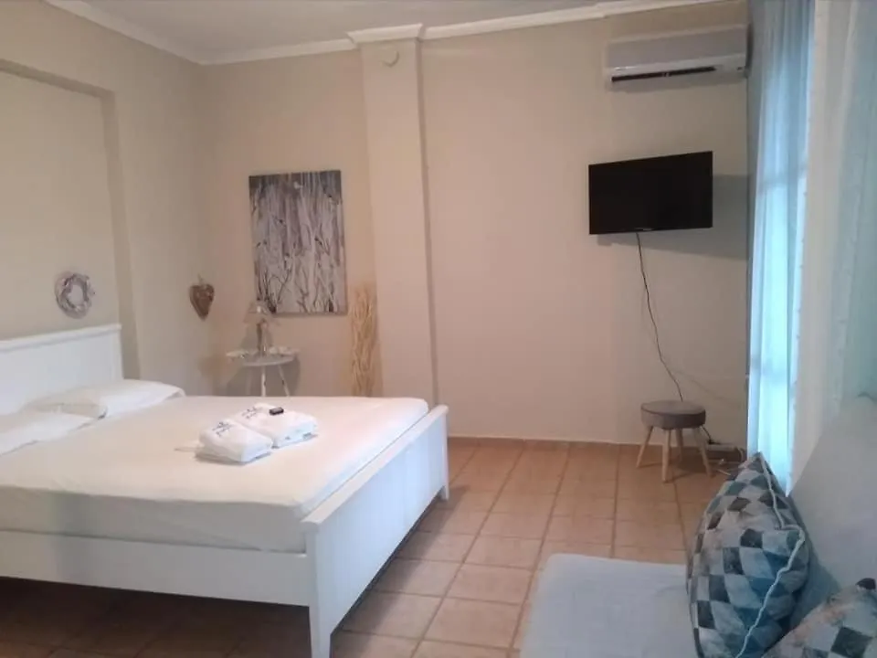 Kastalia Aparthotel Amulianí 2*,