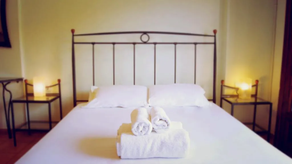 Kastalia Aparthotel Amulianí